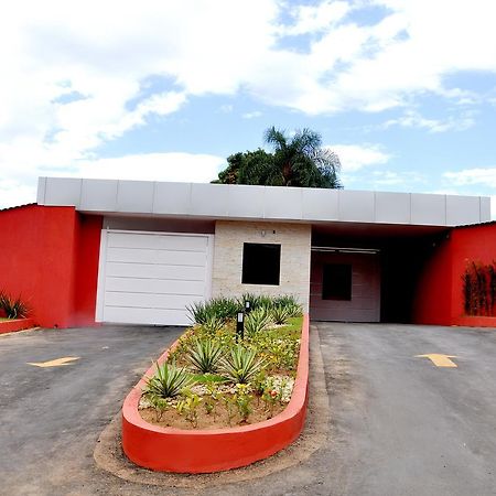 Motel Passport Guaratinguetá Exterior photo